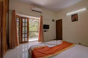 Sunshine Suites-Deluxe - Image 4