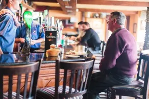 Durkin’s Bar Restaurant & Accommodation - Image 5