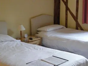 Warmans Barn House Hotel - Image 4