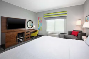 Hampton Inn & Suites by Hilton Indianapolis South Greenwood - Image 4