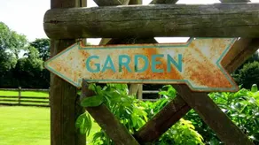Stone's Throw Bed And Breakfast - Image 3