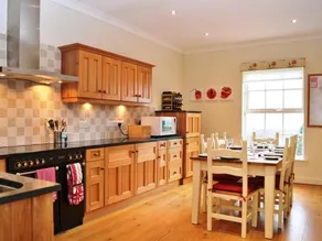 6 Ladstock Hall - Image 3