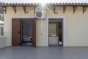 House of Papadogiannis - Image 4