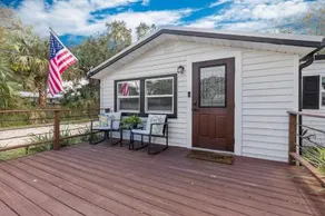 Chic Jensen Beach Cottage, 4 Mi to Downtown! - Image 4
