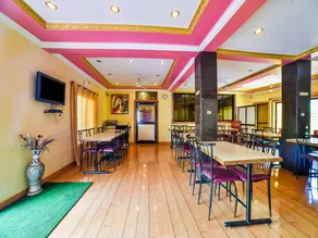 Hotel Empire - Image 4