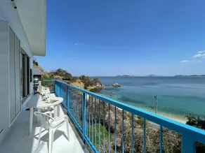 1 BR House with Ocean View Few min walk to the beach - Image 3