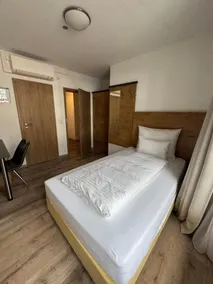 Hotel zum Ziel - Image 3