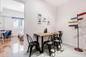 Central Apartment In Syntagma - Image 5