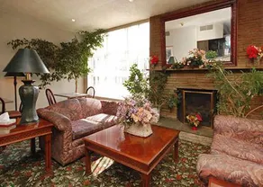 Poughkeepsie Inn - Image 5