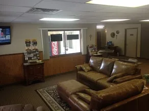 The Thunder Cove Hotel - Image 4