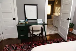 The Trailway Suite - The Historic Winona House - Image 3