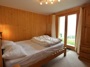 Luxury Chalet with Hot Tub in La Tzoumaz - Image 5