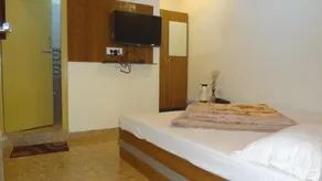 Hotel Rattans Regency - Image 5