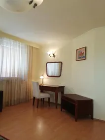 San - Image 4