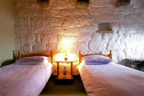 The Tower at Plane Castle-sleeps 4-pets Ok-parking - Image 2