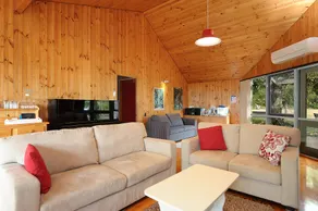 Wanawong Retreat - Image 2