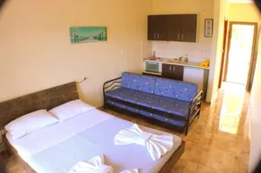 Zisios Studios - Image 3