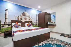 Hotel Luxeevista By Navodayans Agra - Image 3