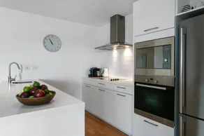 Astra Apartments Perth CBD - Image 4