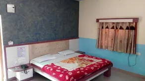 Hotel Mahatma Inn - Image 4