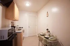 STUDIO&ONE BEDROOM APARTMENTS - Image 4
