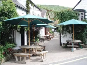The Horse & Jockey Inn - Image 3