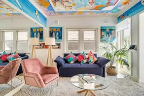 Harbourside Pad With Waterfront Views - Image 4