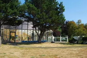 Seaside Camping Resort Deluxe Studio Cabin 2 - Image 5