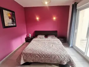 holiday home in Puyméras with garden - Image 3