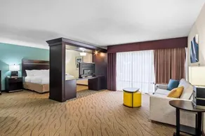 Hampton Inn Cadillac - Image 4