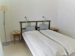 3 room House With Sea View - Image 4