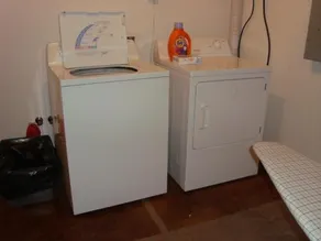 The Bear Cabin - Image 3