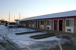 Valu Stay Inn Shakopee - Image 5