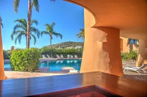 Elegant Luxury - Image 4