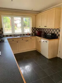 Cozy Beach House in Sandown 3 Bedrooms - Image 4