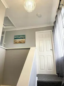 Remarkable 3-bed Apartment in Newport - Image 3