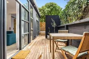 The Love Shack - romantic bungalow - Image 2