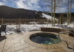 Red Hawk Lodge - Image 4