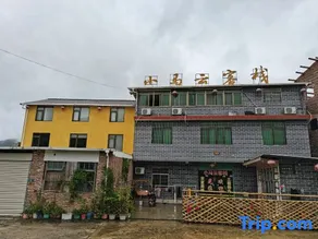 Yunshuiyao Brigdehead Inn - Image 4