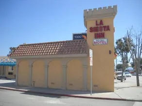 La Siesta Inn - Image 5