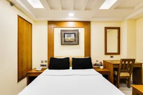Luxury Urban Stays Near Chennai Airport - Image 5