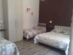Nei Pressi Del Porto - Image 3