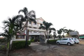 Hotel Ramada - Image 4
