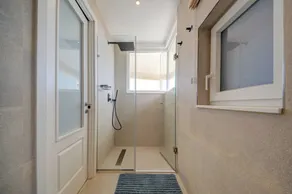 Luxury Penthouse With Private Pool and sea Views, Sleeps 6 - Image 3