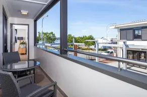 Bridge View Apartments - Image 3