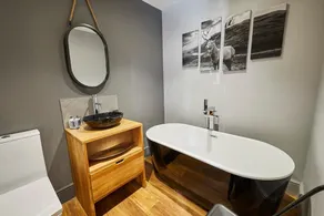 Host Stay Rooftops Grey - Image 3
