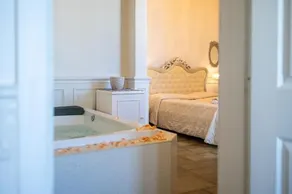 Aurora Bed And Breakfast - Image 3