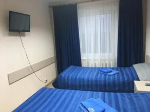 Drive Hotel - Image 4