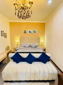 Swan Suites - Image 2