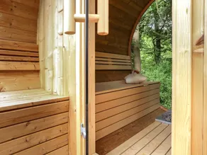 Cosy Holiday Home With Private Sauna - Image 4